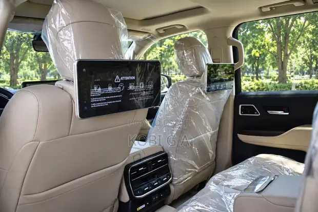 New Toyota Land Cruiser LC300 VX-R 2025 Black - 1