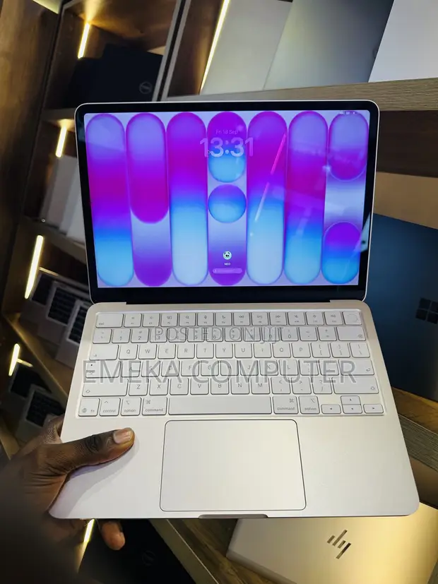 Apple MacBook Neo 2026 8GB RAM 512GB SSD - 1
