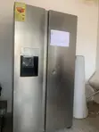 Hisense Side-by-Side Fridge/Freezer with Water Dispenser - 2