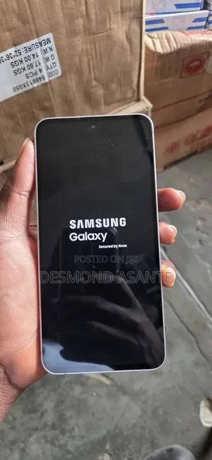 Samsung Galaxy S24 FE 256GB Blue