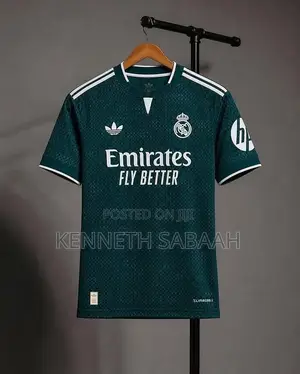 Quality Football & Retro Jerseys