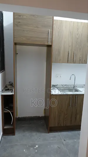 1 Bedroom Apartment for Rent - School Junction