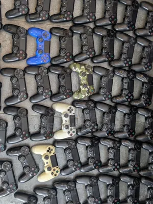 Original PS4 Controller - UK Used