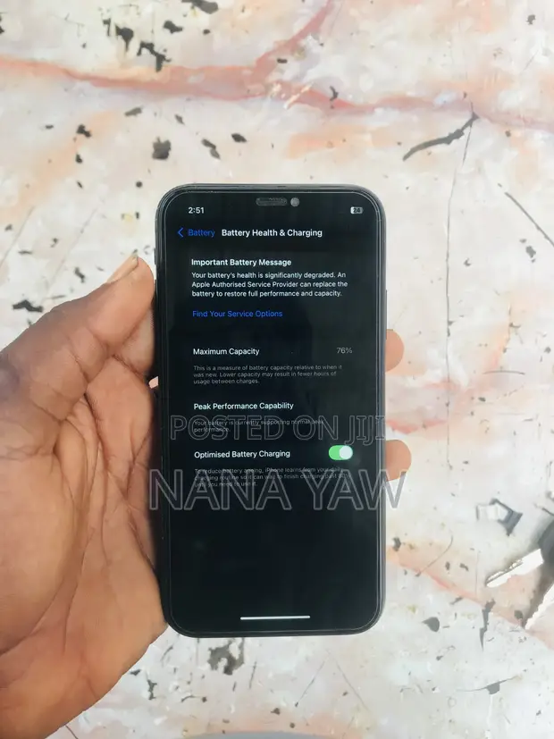 Apple iPhone XR 64GB Black - 1