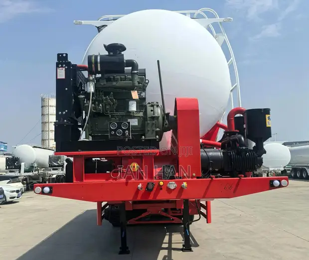 40 CBM Bulk Cement Powder Tanker Semi-Trailer (3 Axles) - 1