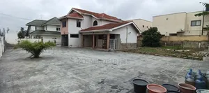 6-Bedroom House for Rent in Adjiringanor