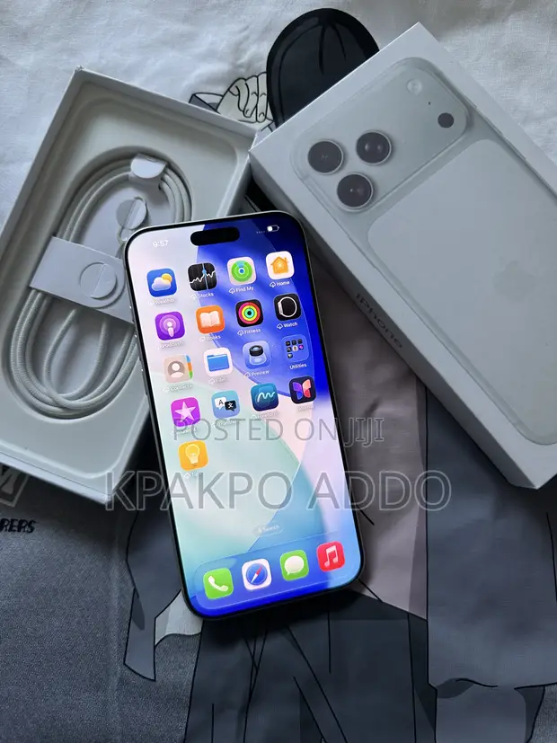Apple iPhone 17 Pro Max 512GB Silver - 1