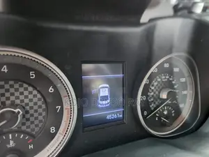 2020 Hyundai Elantra SE Silver