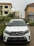 2018 Toyota Highlander LE 4x2 SUV - 3