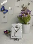 Elegant Triple Heart Gold Pendant Necklace for Women - 2
