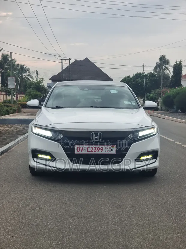 Honda Accord Sport 2018 White - 1