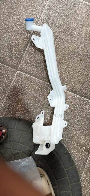 Honda CR-V Wiper Wash Bottle (2021-2024)