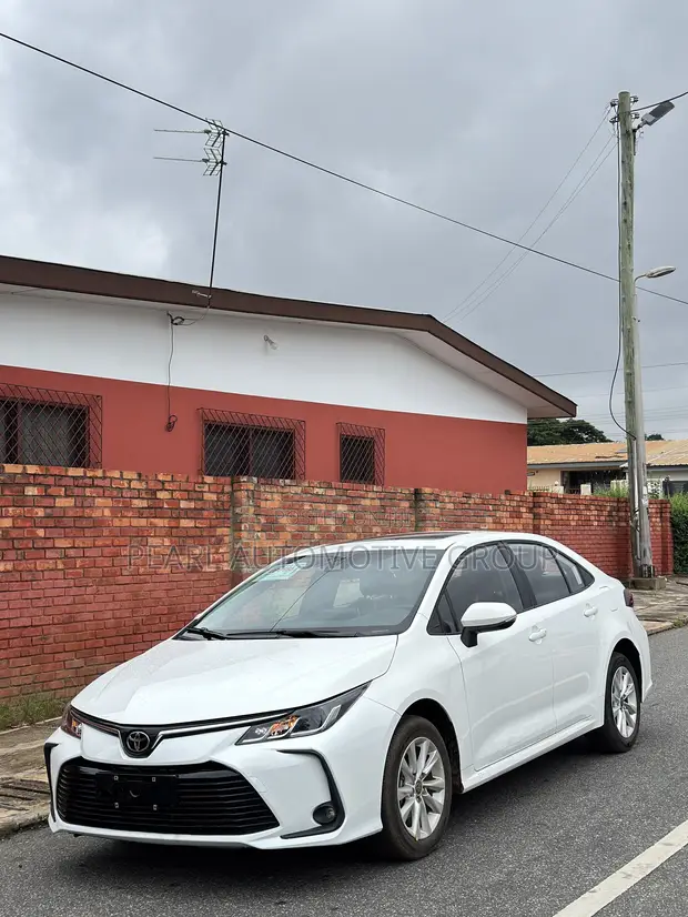 2023 Toyota Corolla SE - 1