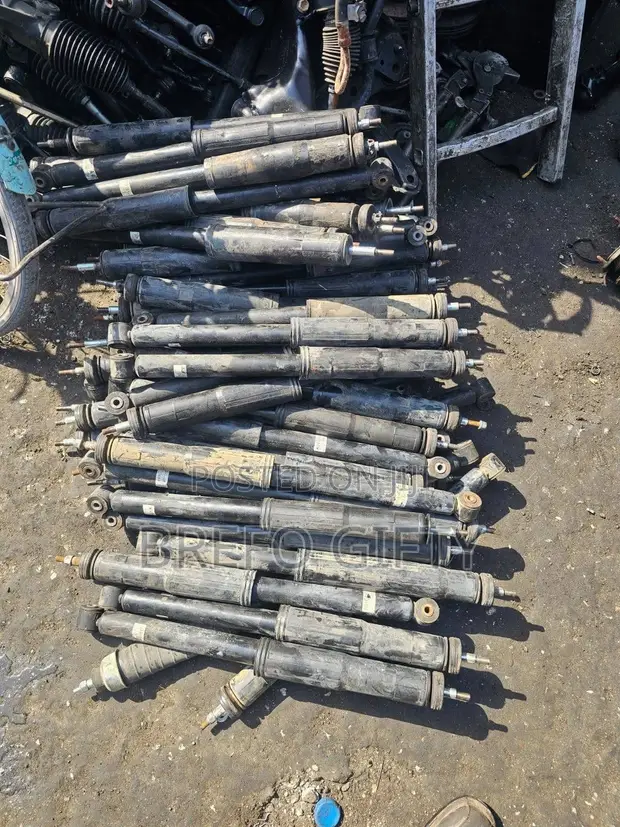 Hyundai Elantra Shock Absorbers (Used) - 1