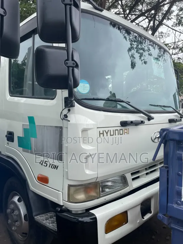 Hyundai Mini Truck - 5 Tons, 2016 - 1