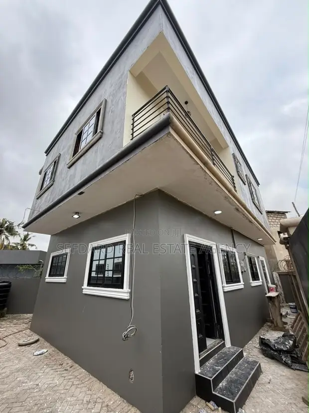 2-Bedroom House for Sale in Awoshie Onyinase - 1