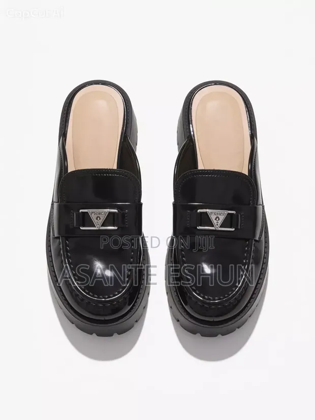 Classic Guess Half Shoes - Black Leather - 1