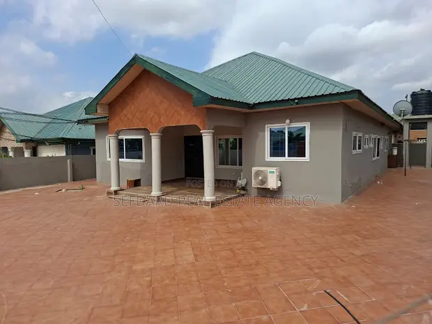 4 Bedroom House for Rent in Sefdard Properties, Kwabenya - 1