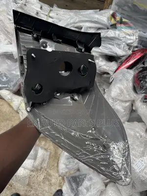 Toyota Highlander Taillight (2011-2012)