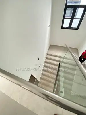 4-Bedroom Duplex for Sale in Adjiriganor, Sefdard Properties