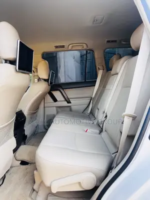 Toyota Land Cruiser Prado 2.7 TX.L 2019 White