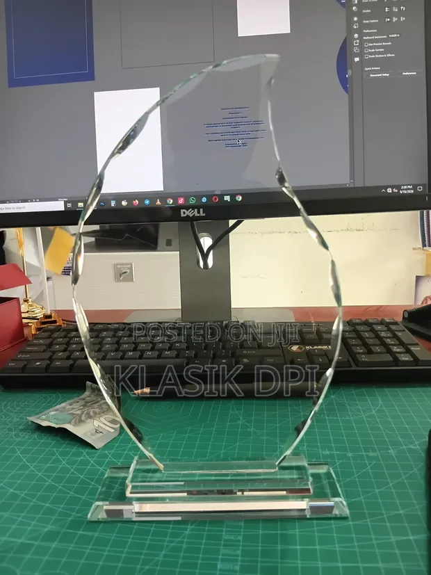 Crystal Award Plaque - 1