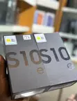 Samsung Galaxy S10e 128GB Black - 1