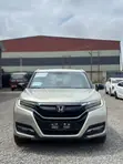 Honda UR-V Premium Edition 2017 Beige - 3