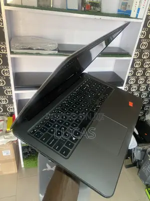 Dell Inspiron 15 5567 Laptop - Intel Core i5, 8GB RAM, 256GB SSD