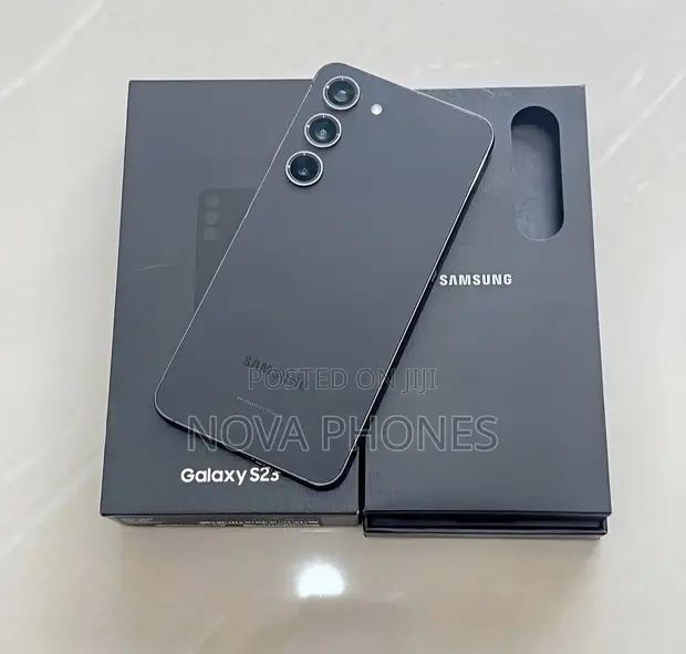 New Samsung Galaxy S23 128GB Silver - 1