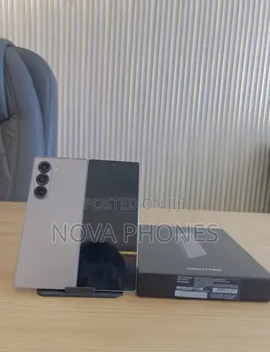 New Samsung Galaxy Z Fold6 512GB Silver