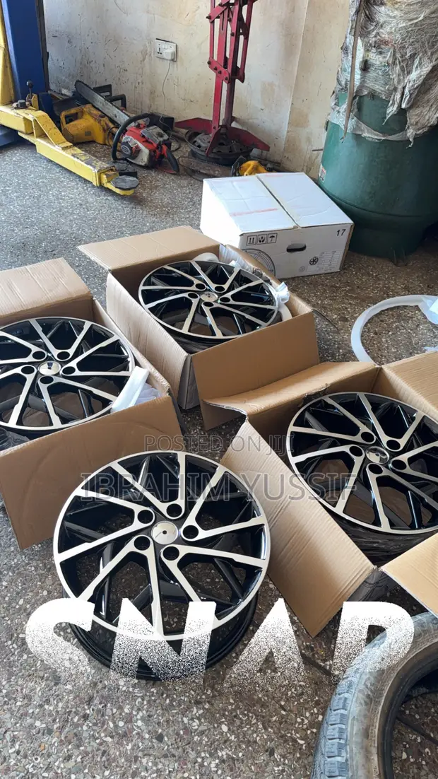 Hyundai Elantra Original Alloy Rim Set - 1