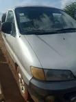 Hyundai H200 2010 Gray - 2