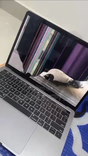 Apple MacBook Pro 2019 8GB Intel Core i5 256GB HDD