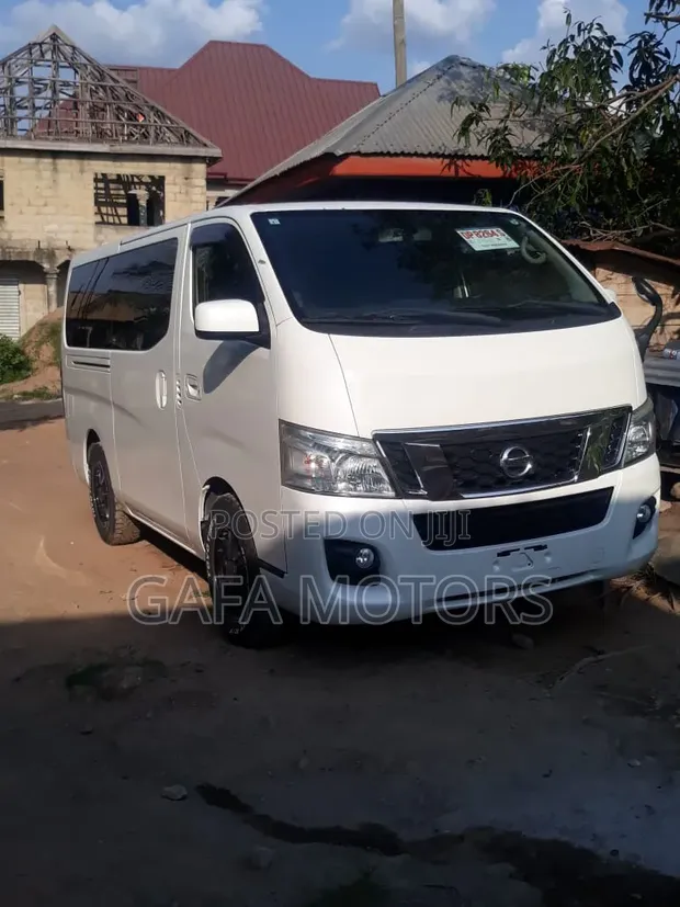 Nissan Caravan (Urvan) GX Premium 2014 - 1