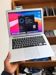 Apple MacBook Air 2015 13-inch - 1
