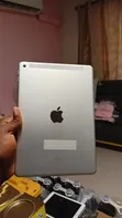 Apple iPad 5 (2022) 32GB Silver - 3