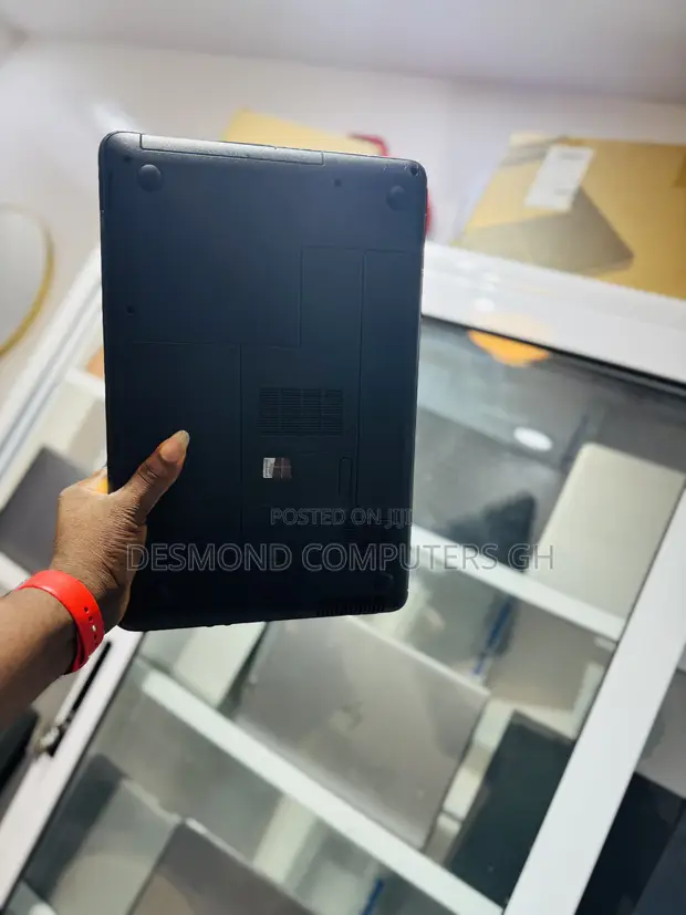 HP Stream Notebook Laptop 4GB RAM, 500GB HDD - 1