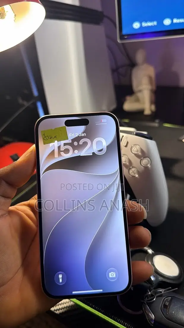 Apple iPhone 15 128GB - 1