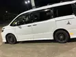 Toyota Voxy X 4WD 8-Seater 2016 White - 3
