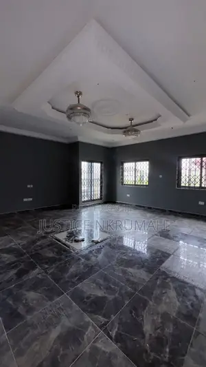 6-Bedroom Duplex Apartment for Rent in Mr. Justice Estate, Bortiano