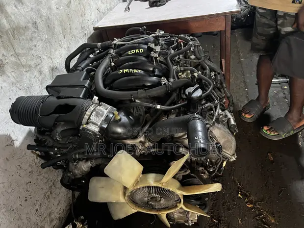 Toyota Land Cruiser/Tundra/Sequoia 5.7L V8 Petrol Engine - 1