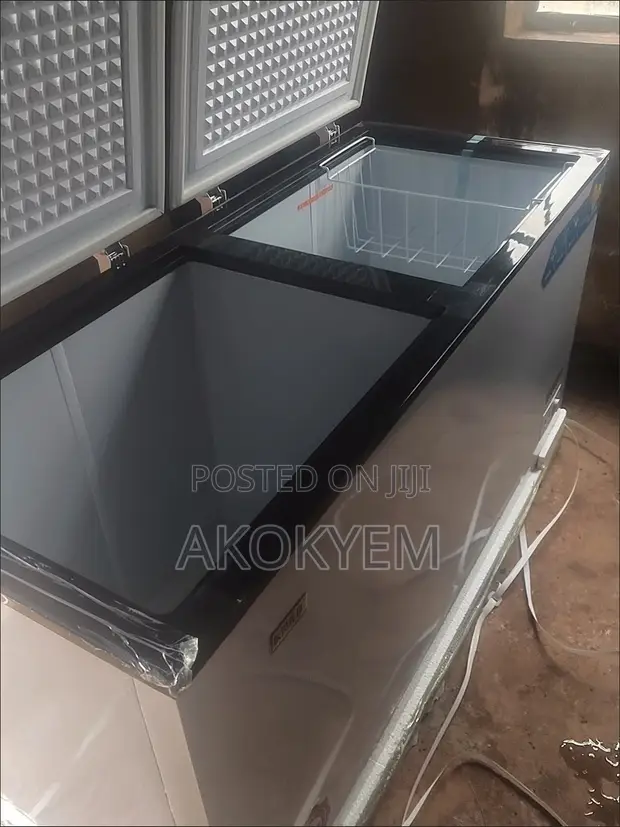 Brand New 400L Chest Freezer - 2 Doors - 1