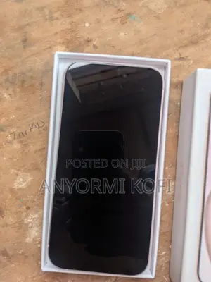 New Apple iPhone 15 128GB Pink