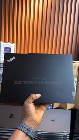 Lenovo ThinkPad E14 Gen 5 Laptop - 16GB RAM, Intel Core i7, 256GB SSD