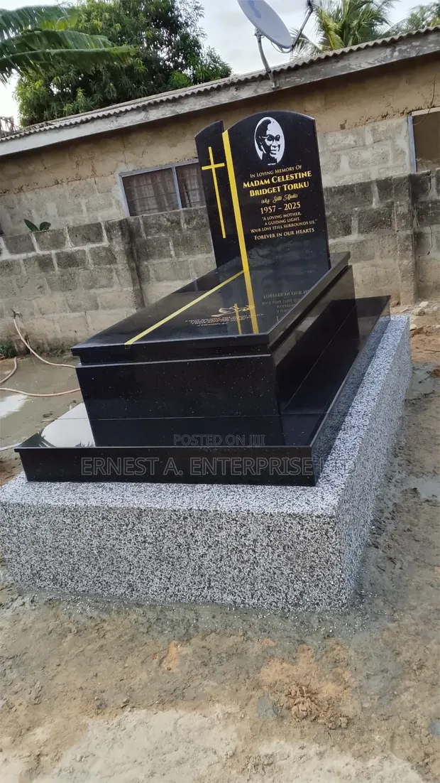 Professional Tombstone Construction & Grave Renovation - 1