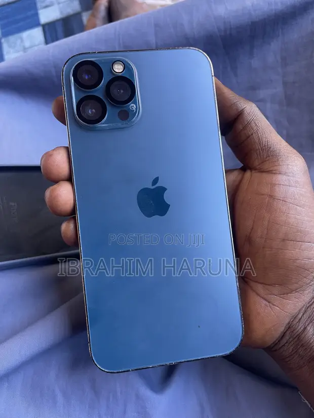 Apple iPhone 12 Pro Max 256GB Blue - 1