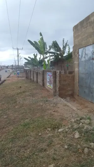 2 Shops for Rent on Busy Road, Kasoa Opeikuma