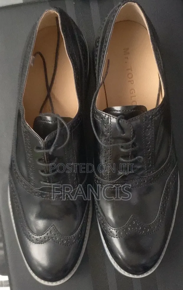 Moreschi Luxury Men's Leather Oxford Shoes - 1