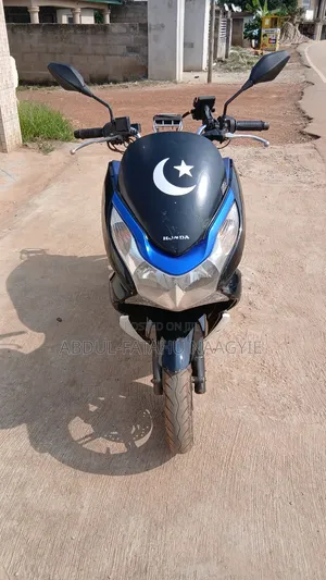 Honda PCX 125cc Scooter 2013